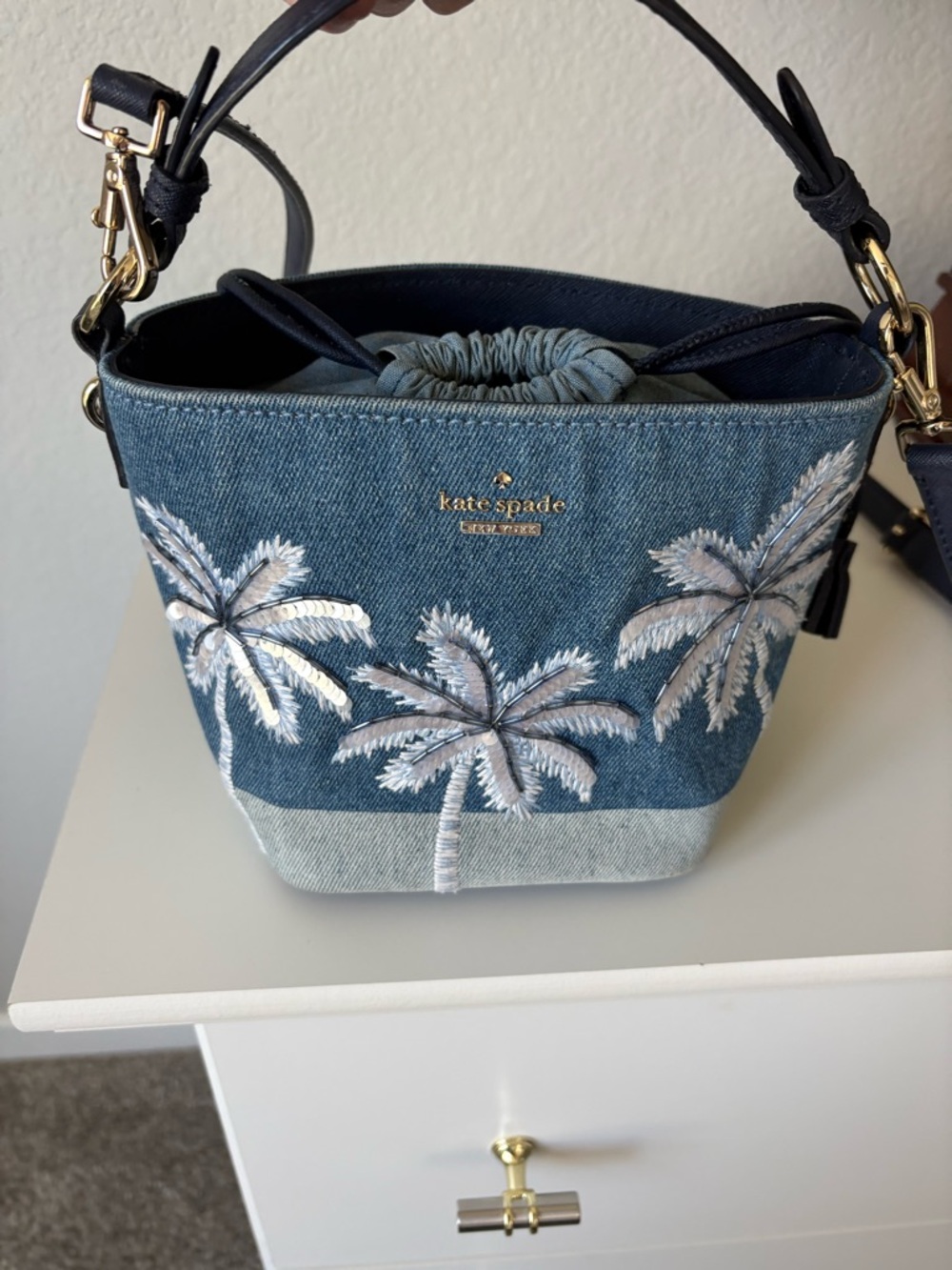 kate spade California dream in puppy Denim Palm Embroidered Crossbody Bucket Bag - Picture 2 of 11
